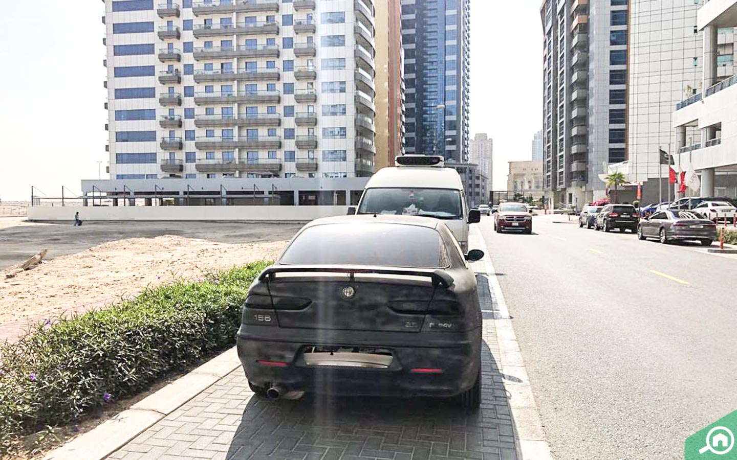 Parking in National Bonds Plaza