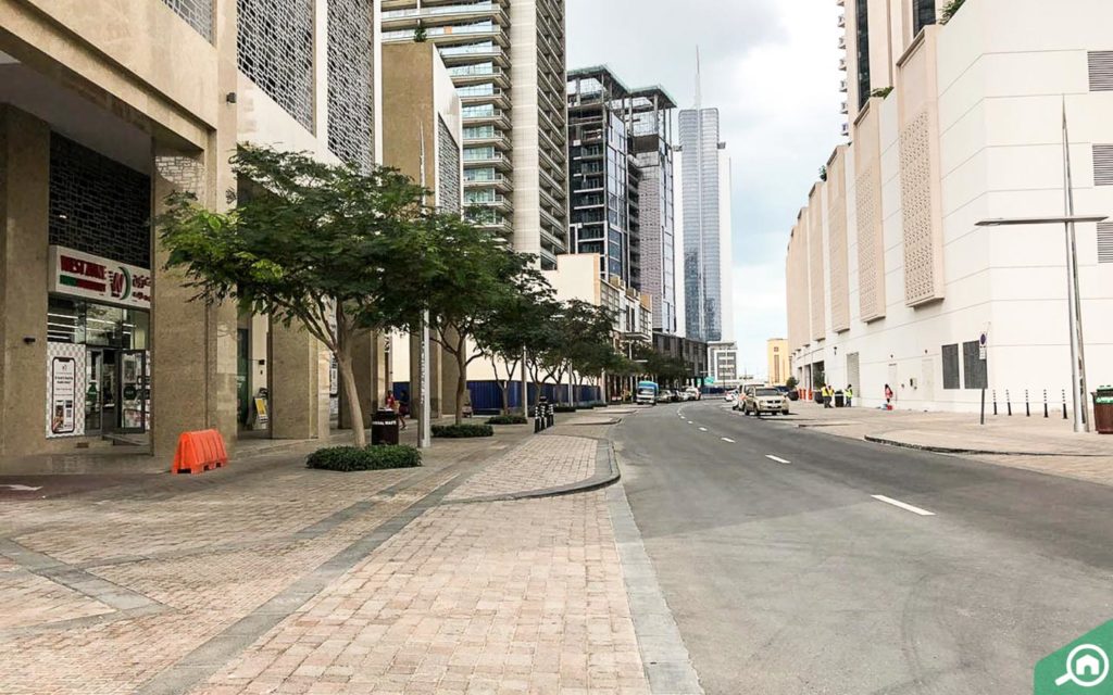 street outside bahwan tower