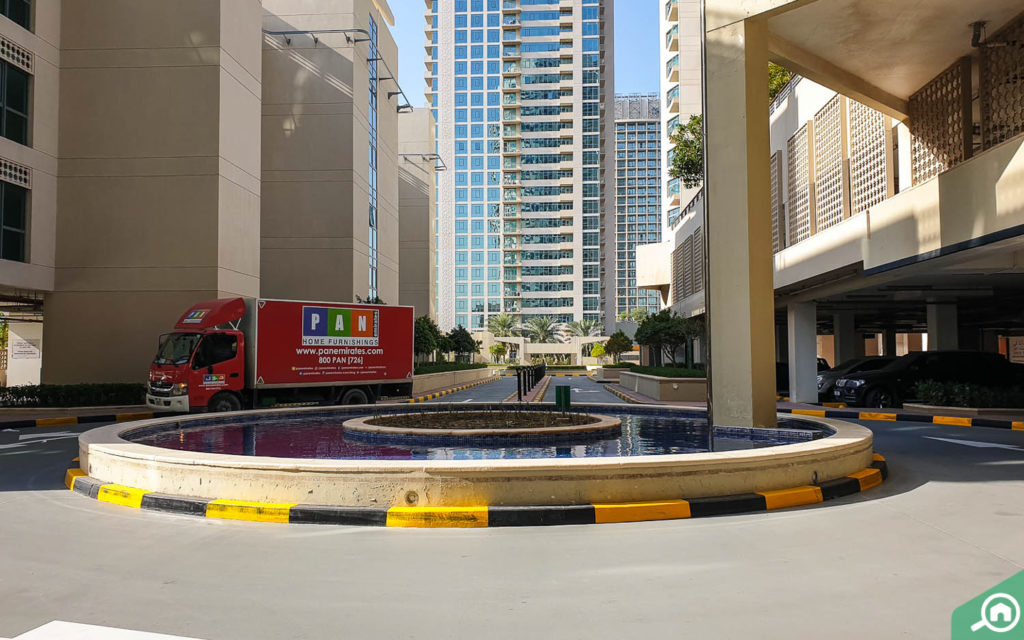 covered parking in link west tower