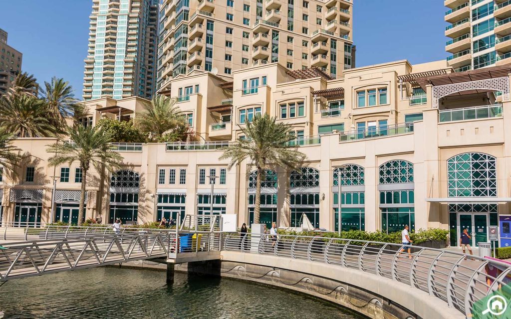 Dubai Marina Walk near Al Seef Tower