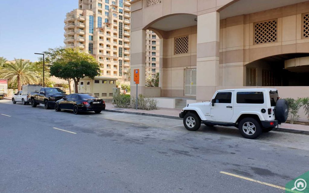 Parking in The Fairways North