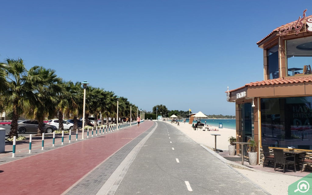 Al Mamzar Beach