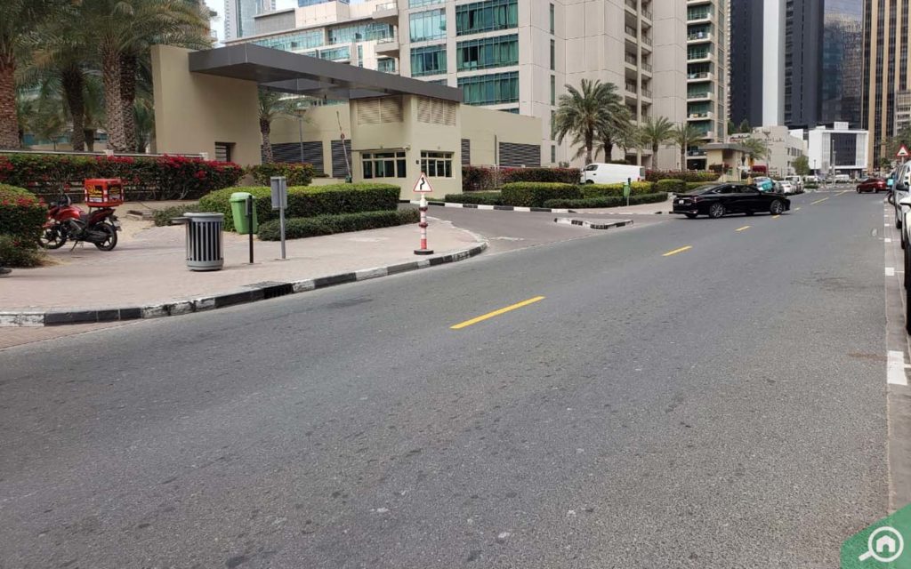 شاارع مقابل البرج
