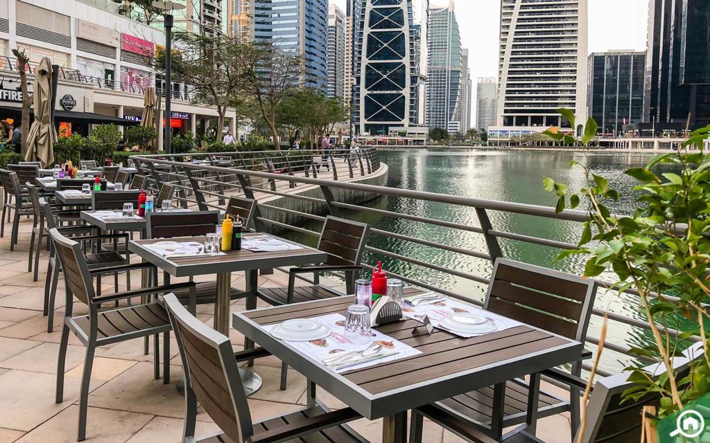 restaurants near dubai arch tower