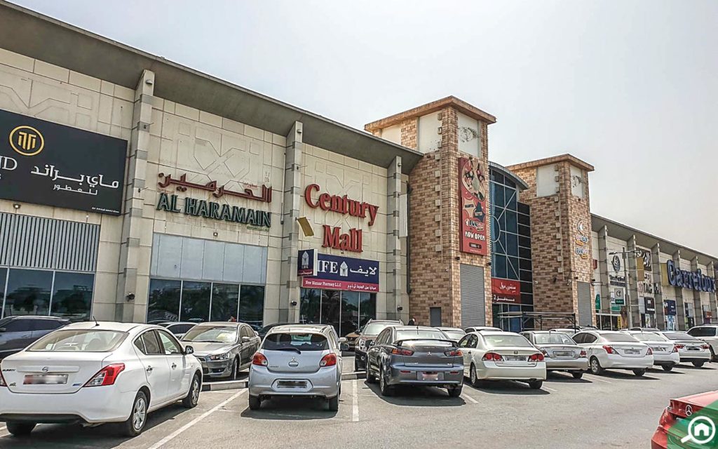 outside view of Century Mall