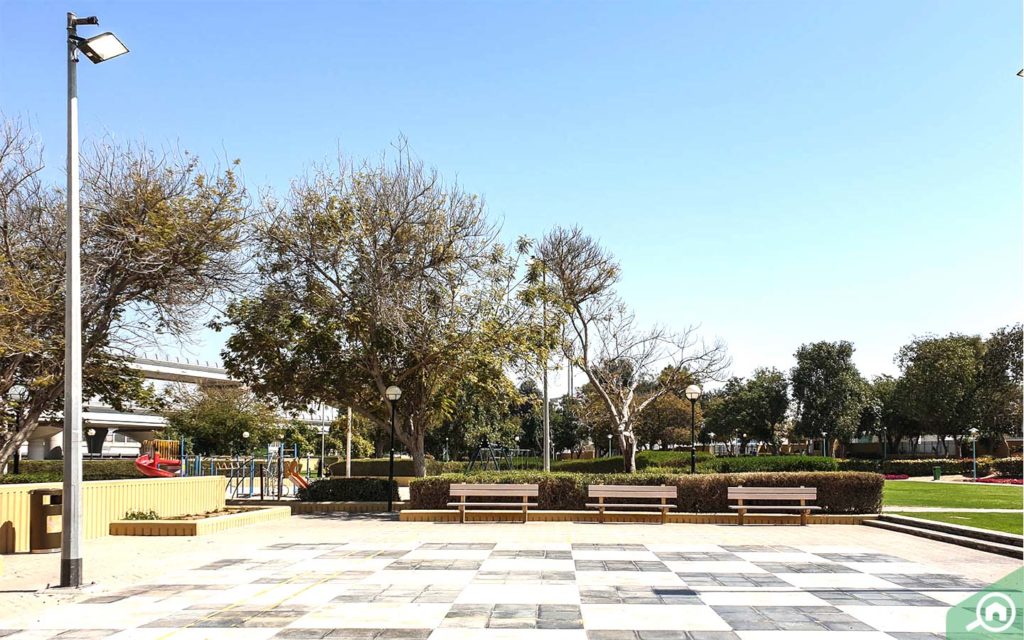 Al Rashidiya Park interior