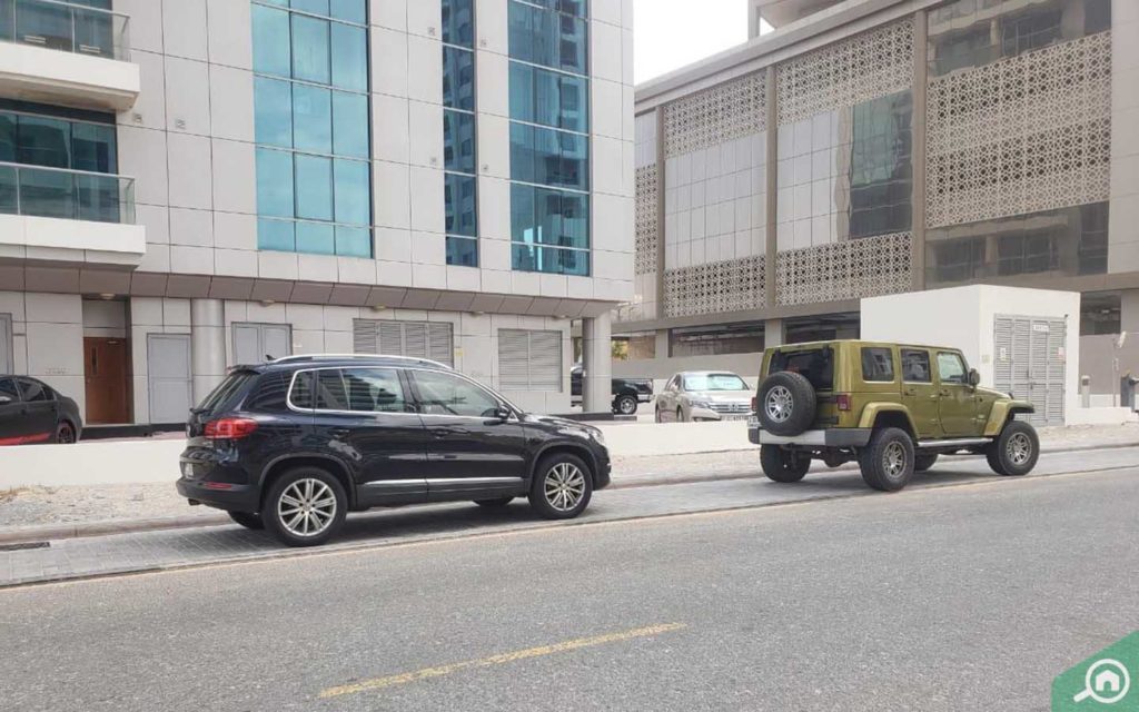 parking in Golf Tower