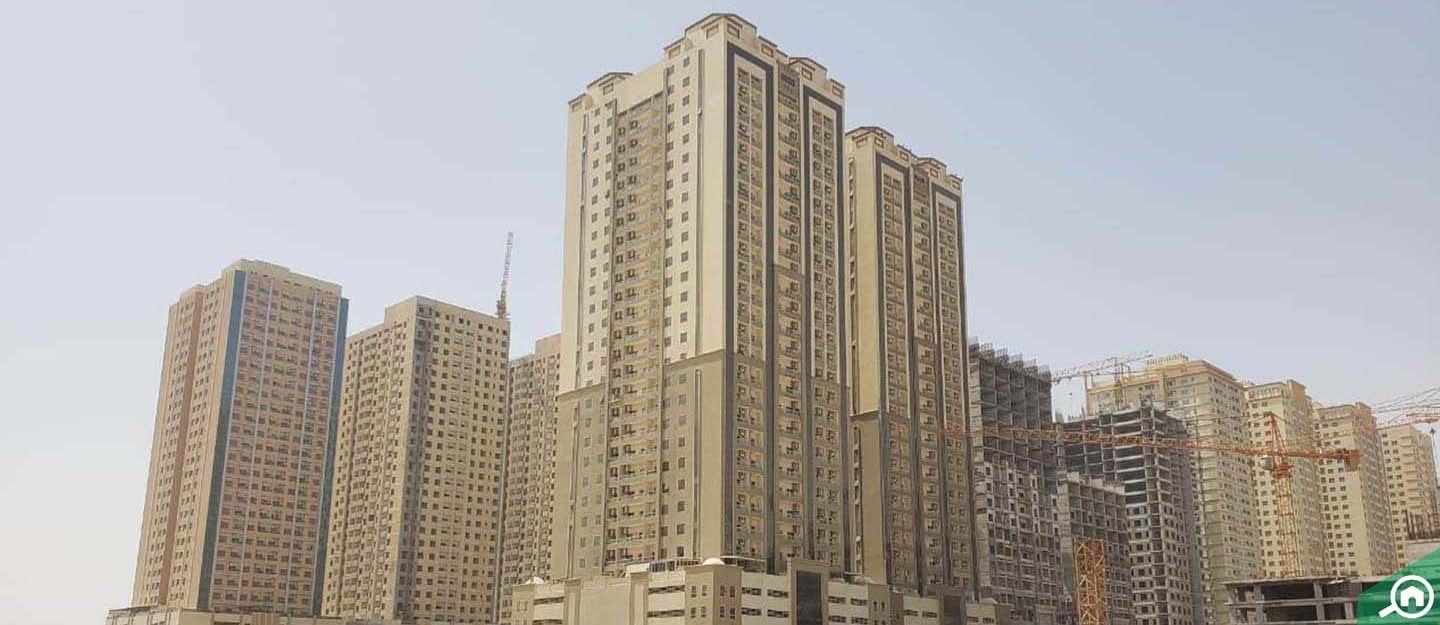 أبراج أحلام جولدكريست، مدينة الإمارات