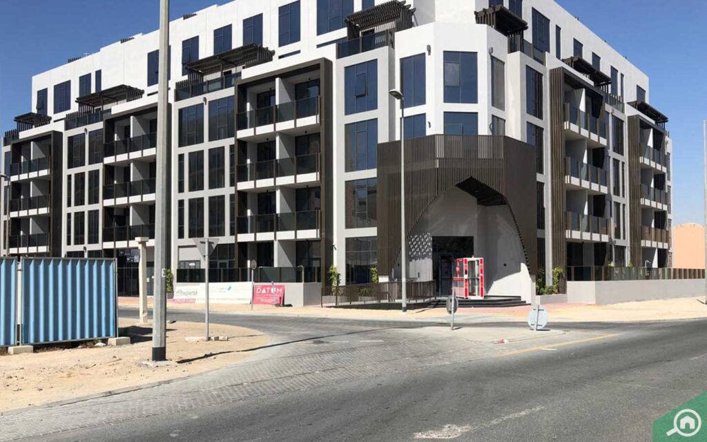 واجهة البناية