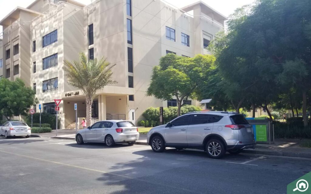 Street parking can be found next to Al Ghaf
