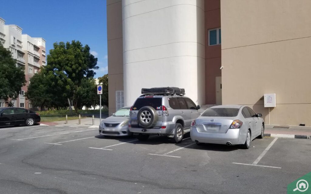 Building 24 Discovery Gardens Guide Bayut