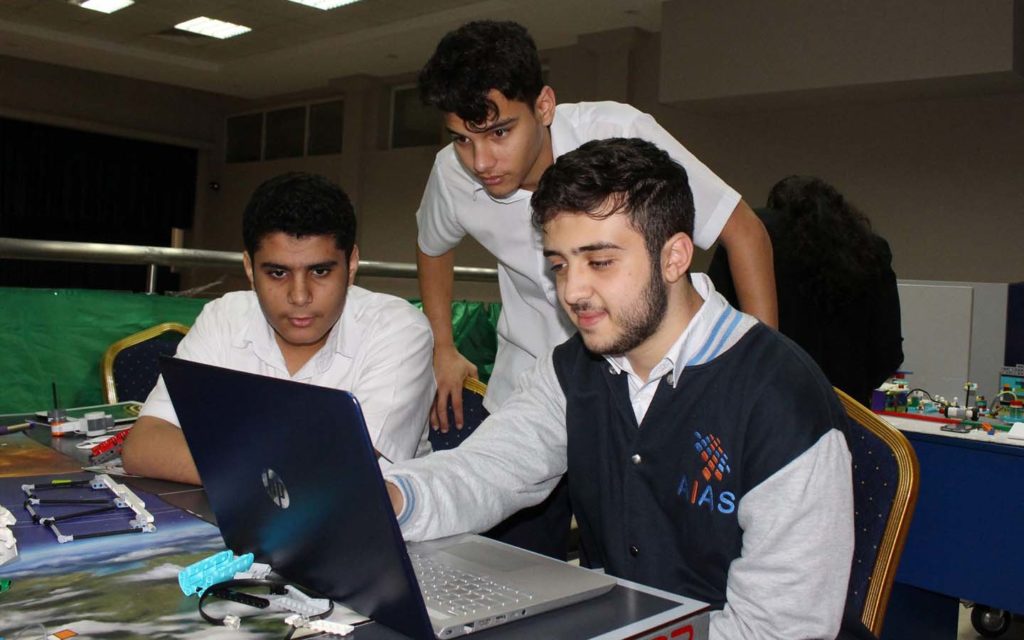 use of gadgets for learning at Alitqan American School